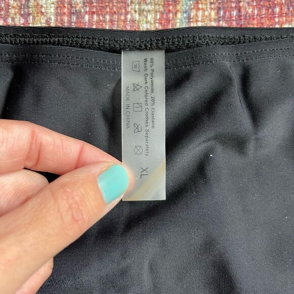 Women’s XL full coverage Black High-Waisted Swim Bottoms - Picture 6 of 7
